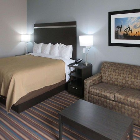 Mainstay Suites Odessa Exteriör bild